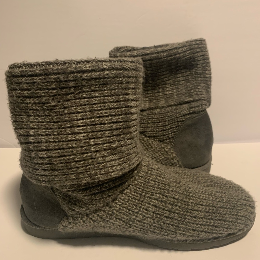 Kohl's Gray Ankle Booties with Knit Texture